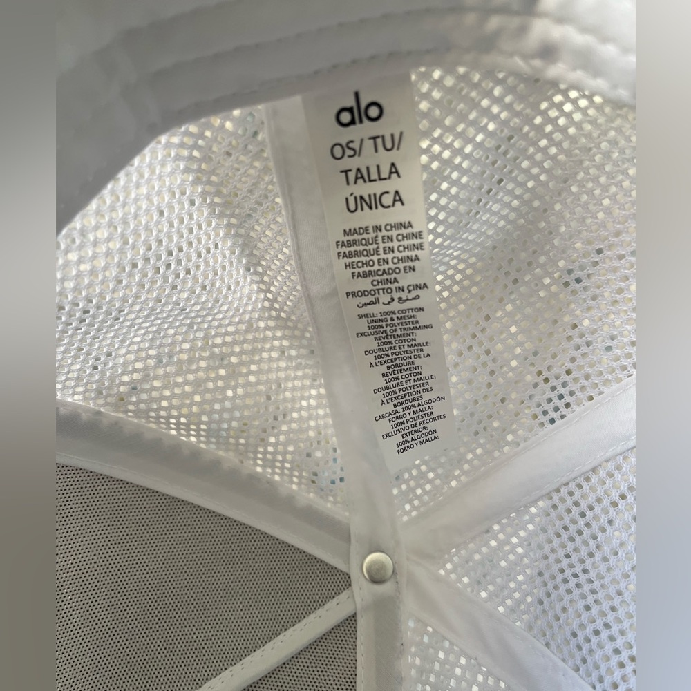ALO Yoga Cap - Picture 5 of 5